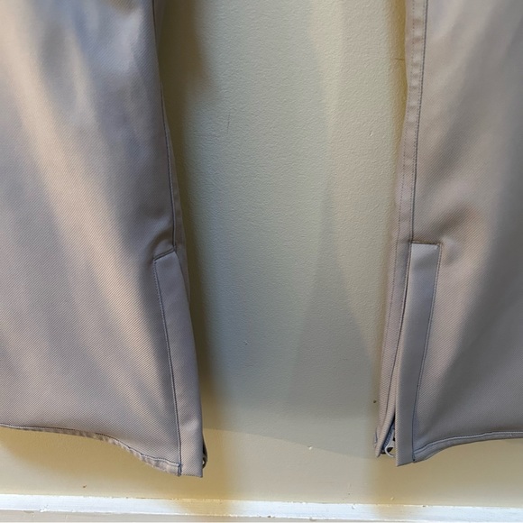 Holden ~ Women’s Light Gray Stretch Twill Snowboard Ski Pants in Medium - Picture 8 of 15